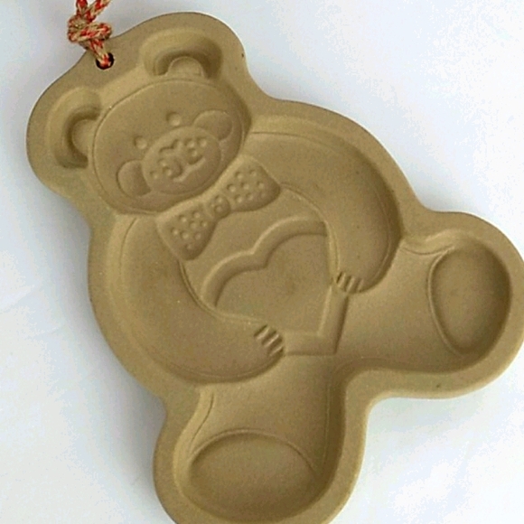 Pampered Chef Bear Cookie Mold - Picture 2 of 6